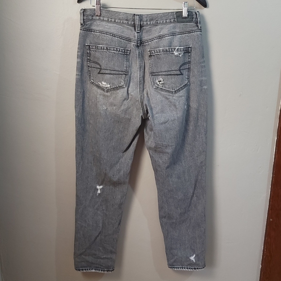 American Eagle EUC Gray Wash 100% COTTON Distressed High Rise Mom Jeans SIZE 10 - Picture 5 of 11